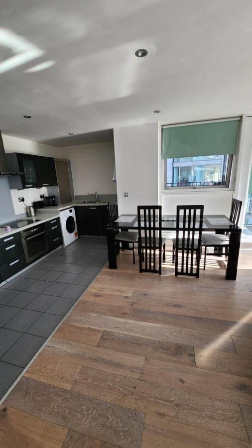 Luxury 2 Bed Apartment Excel London Ngoại thất bức ảnh