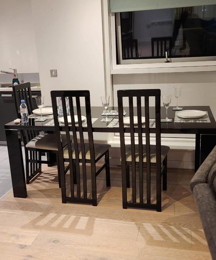 Luxury 2 Bed Apartment Excel London Ngoại thất bức ảnh